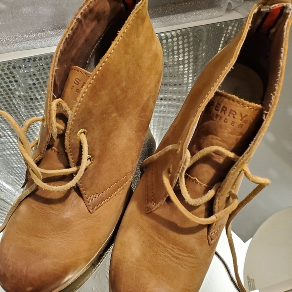 Sperry Topsiders Size 7 - Picture 7 of 9